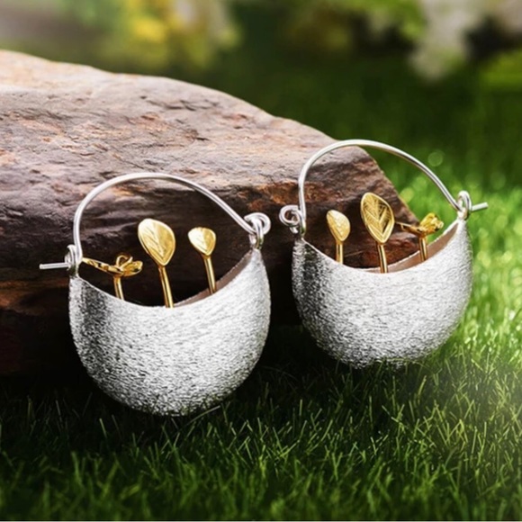 “Sprouts in a Basket” Seedling Butterfly Planter Botany Whimsy Two Tone 3D Hoops - Picture 2 of 16